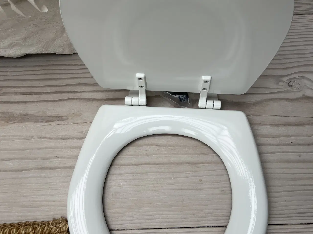 Billede 3 - Jabsco kompact toiletbræt