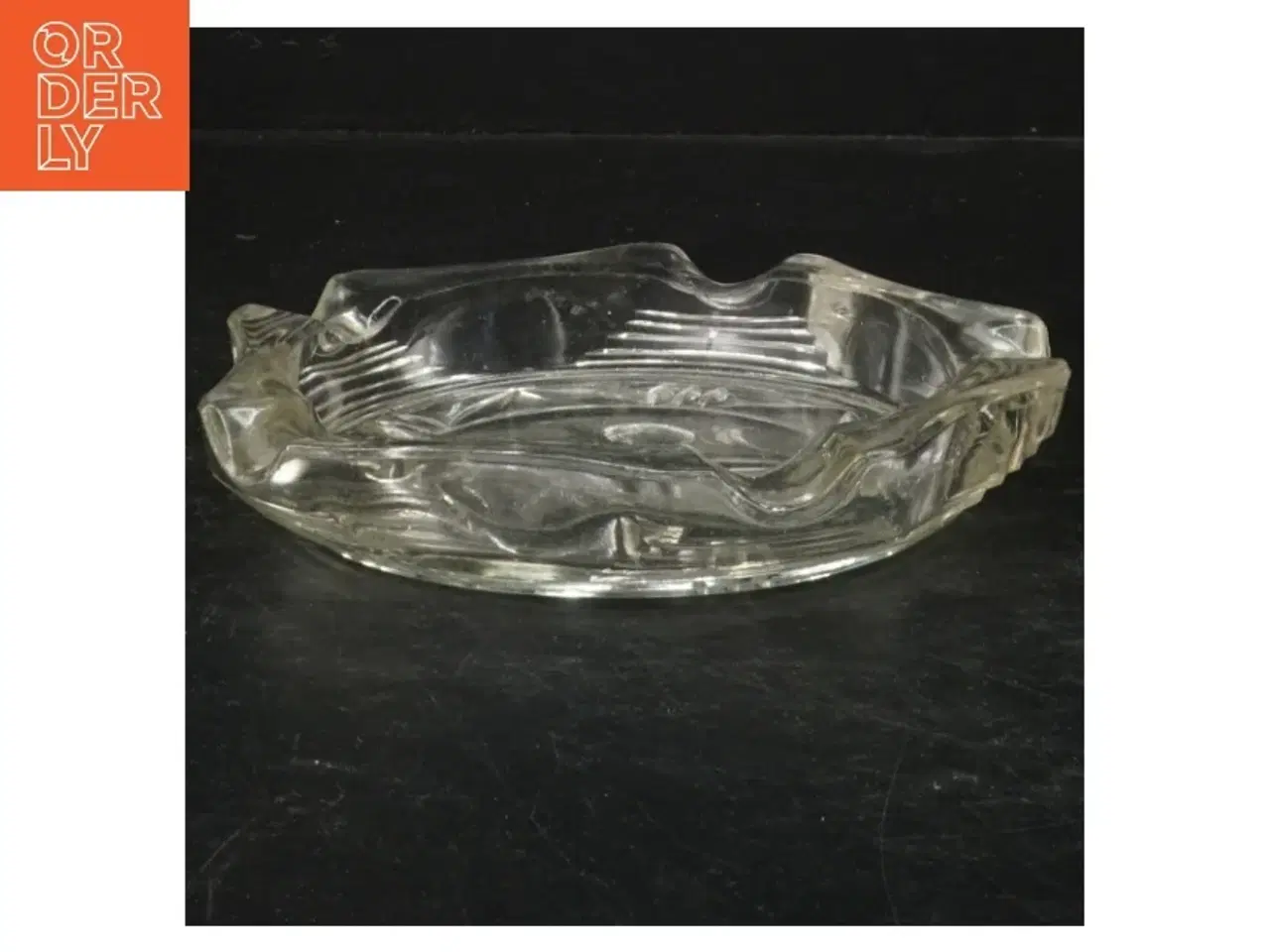 Billede 1 - Glas askebæger med blomstermønster (str. 17 cm)