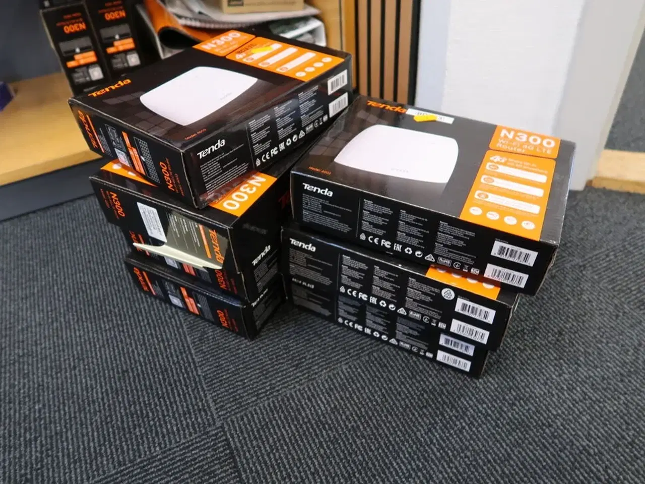 Billede 1 - 7 stk. WI-FI 4G LTE Routere TENDA N300