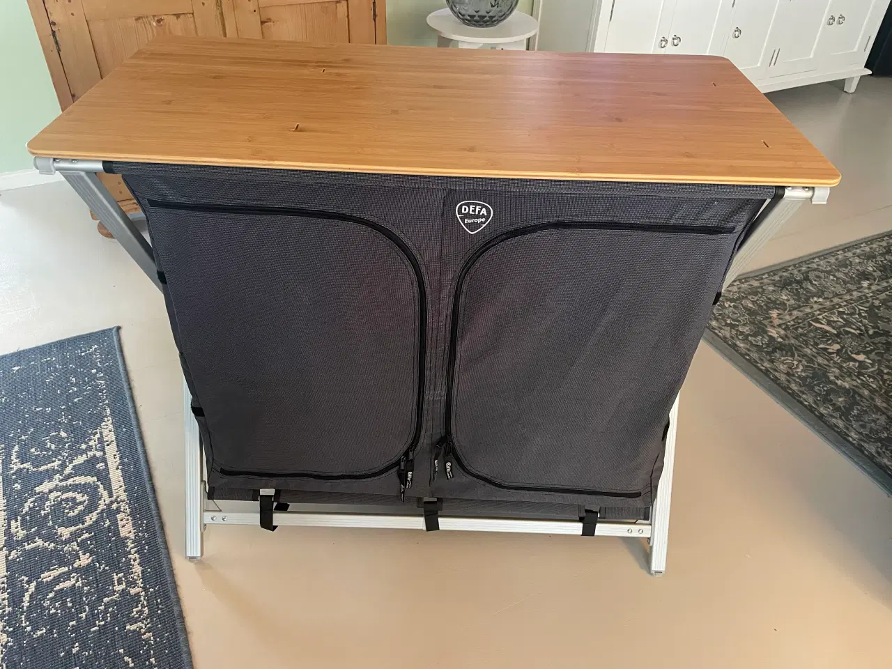 Billede 2 - Campingudstyr-Easy Camp køkkenbord