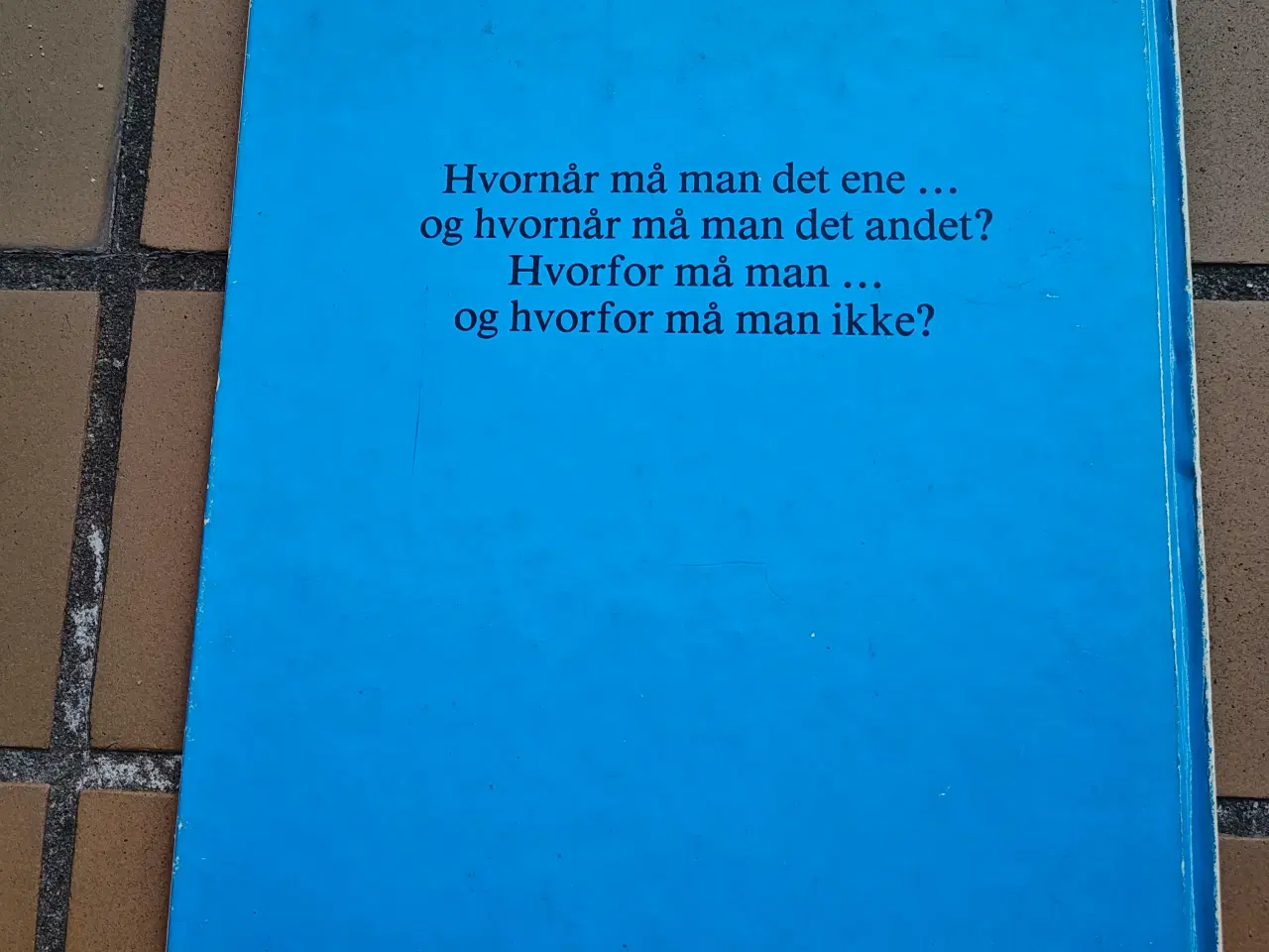 Billede 2 - Må jeg ? Bog af Anne Grethe Dahms fra 1980