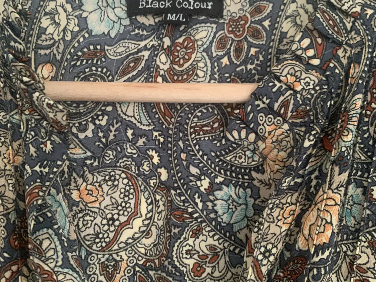 Billede 3 - Black Colour kjole str. M/L