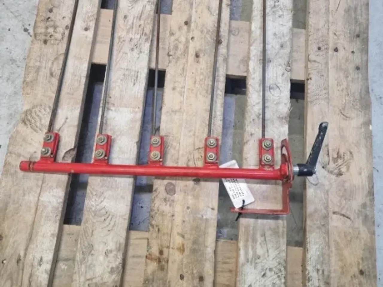 Billede 4 - Massey Ferguson 40 Hængselrør 28181527