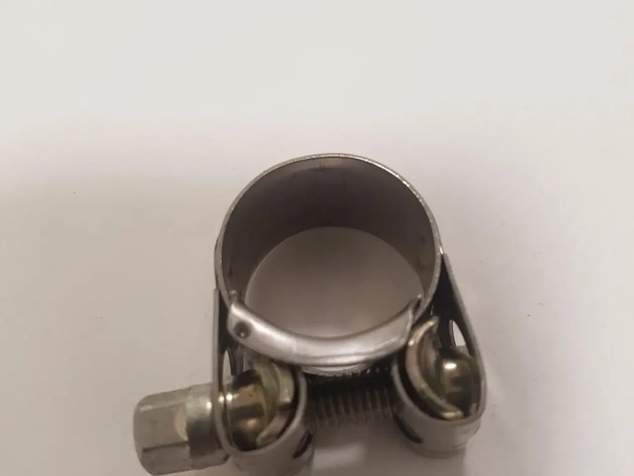 Billede 1 - JP Udstødnings spændebånd 22/24 mm