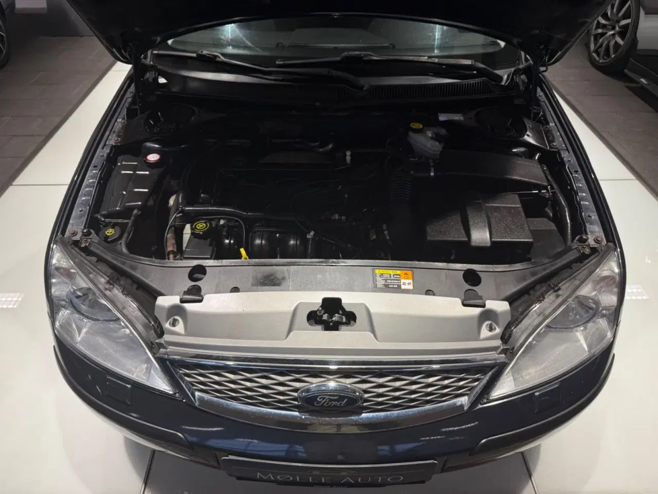 Billede 11 - Ford Mondeo 1,8 110 Ambiente stc.