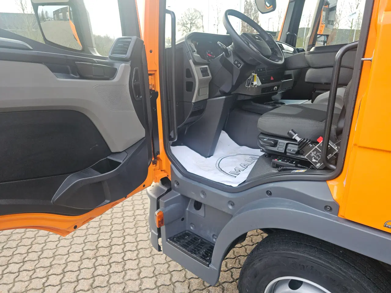 Billede 17 - MAN TGL 8.220, Tip-kran