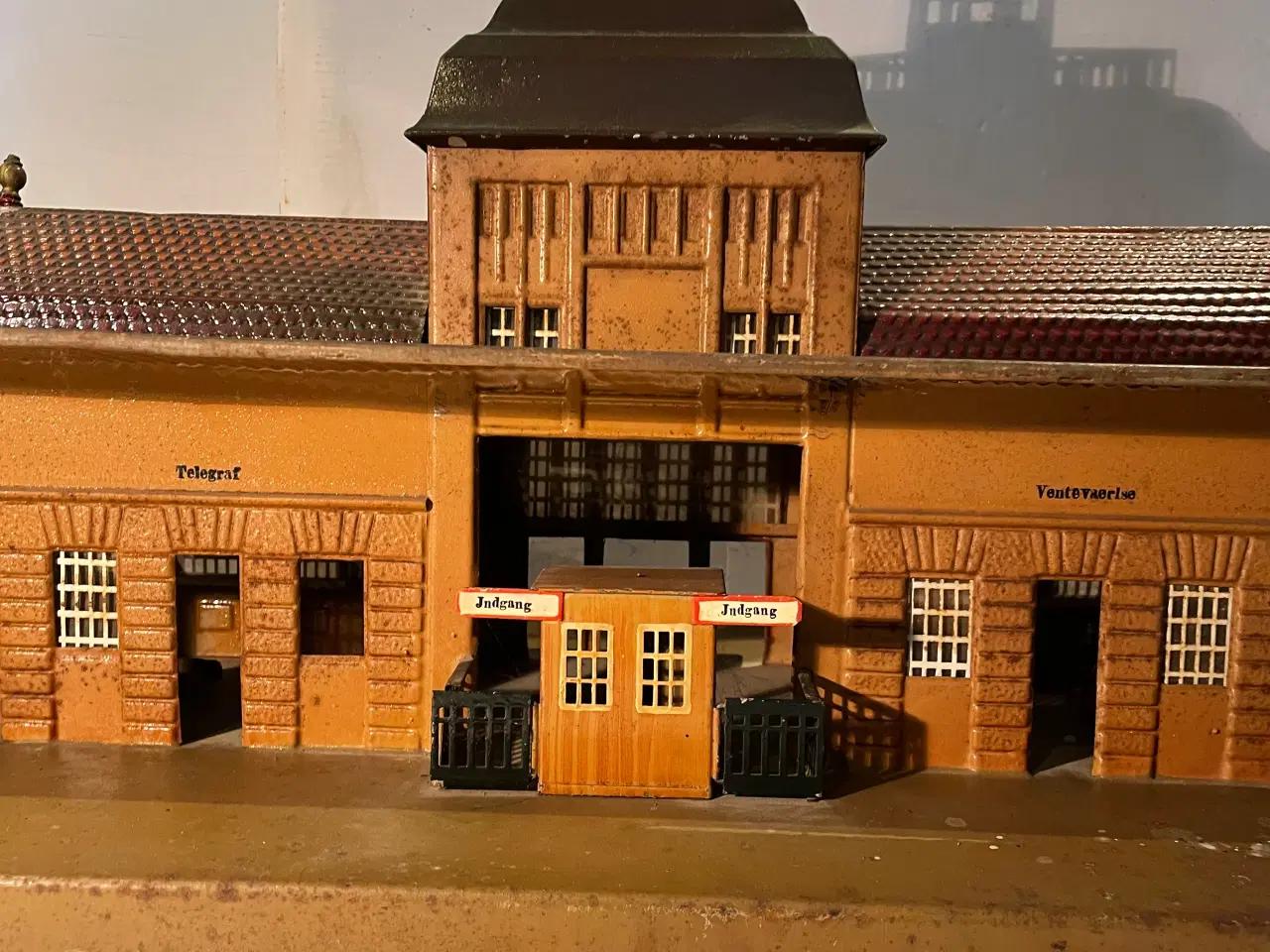 Billede 3 - Gl. Märklin banegård i blik til spor 0/1 fra 1926