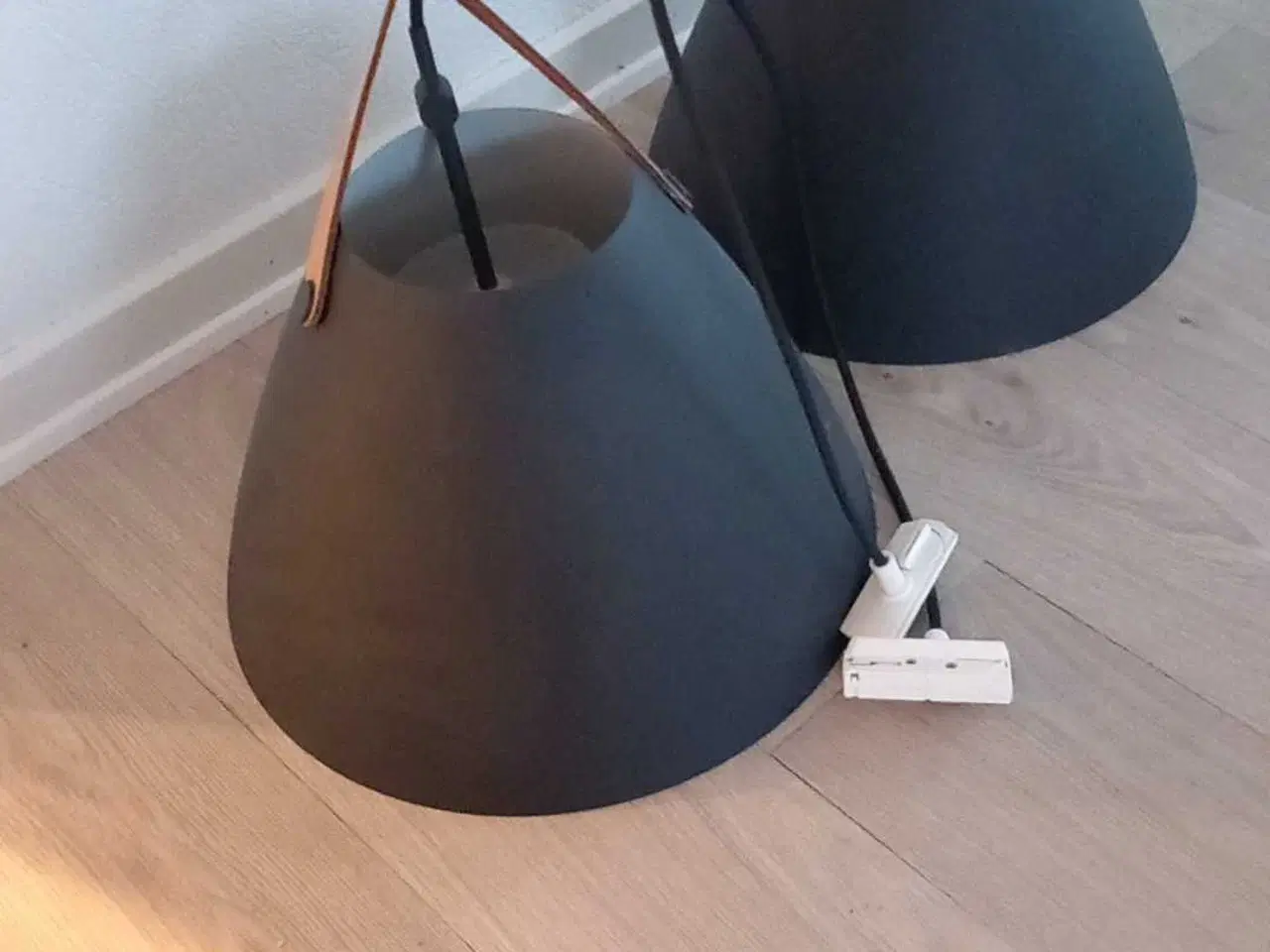 Billede 4 -  2 styks Design for the People lamper