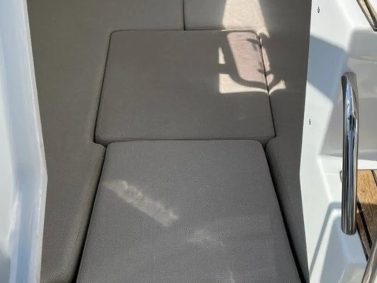 Billede 13 - Jeanneau 6.5 DC - 175 HK Yamaha/Udstyr