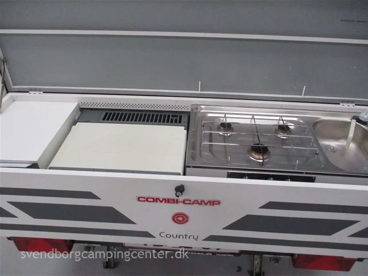 Billede 3 - 2009 - Combi-Camp Country   Perfekt til eb-bilen.