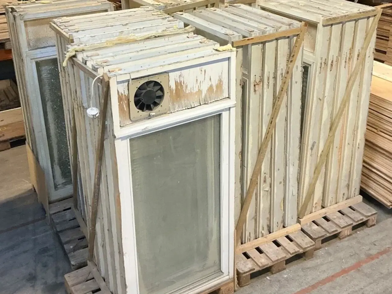 Billede 3 - Termovindue med overparti og vippefunktion 28/34 stk