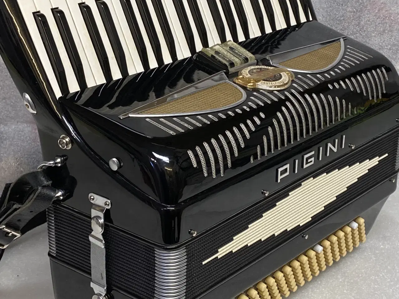 Billede 5 - PIGINI tangharmonika – 41/120 – kompakt og let
