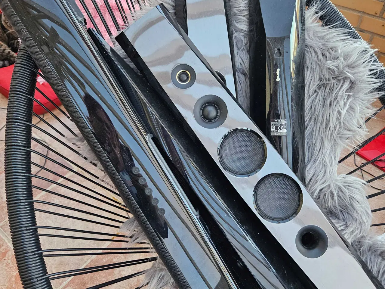 Billede 1 - Godt surround anlæg