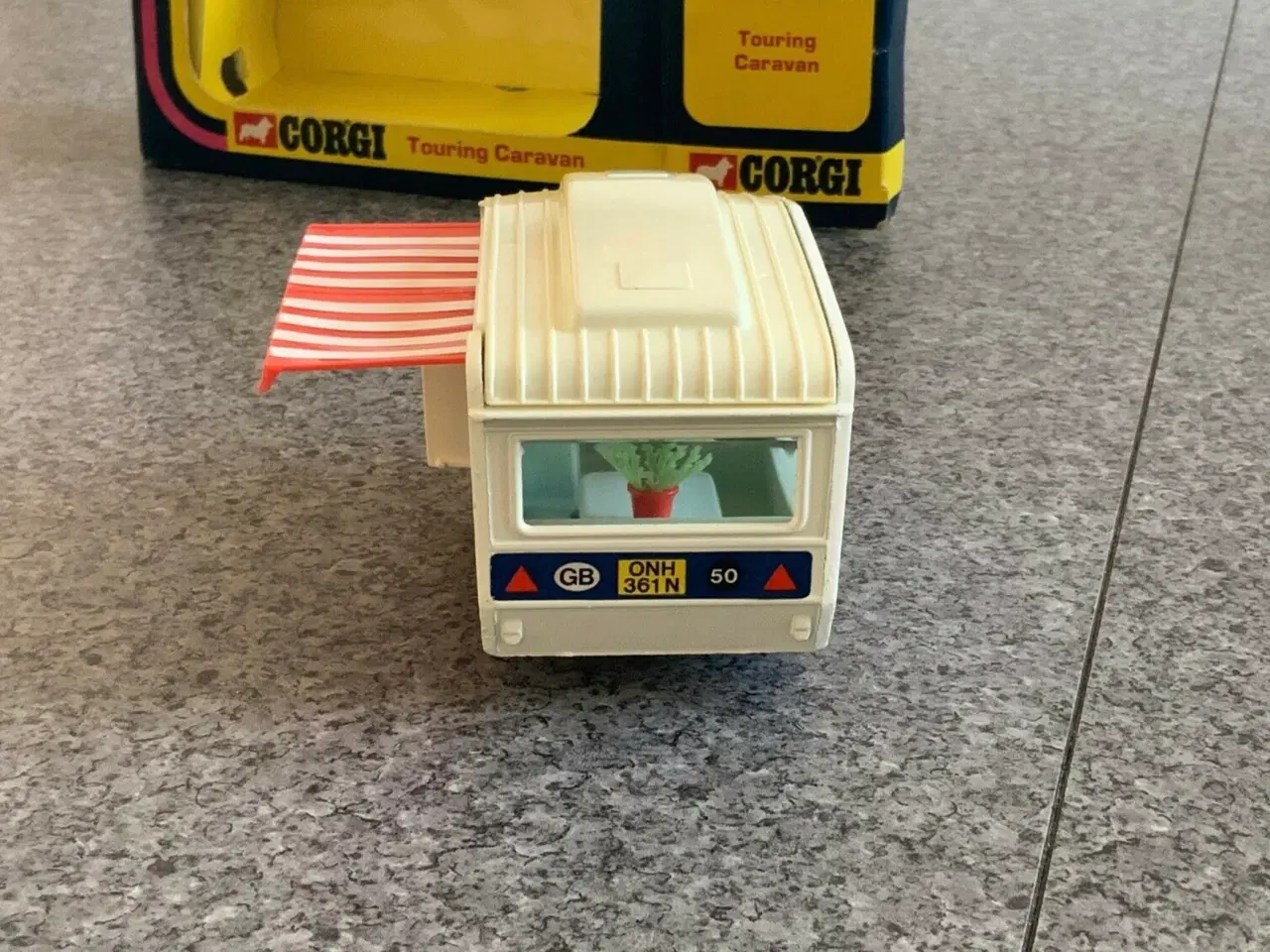 Billede 3 - Corgi Toys No. 490 Touring Caravan, scale 1:46