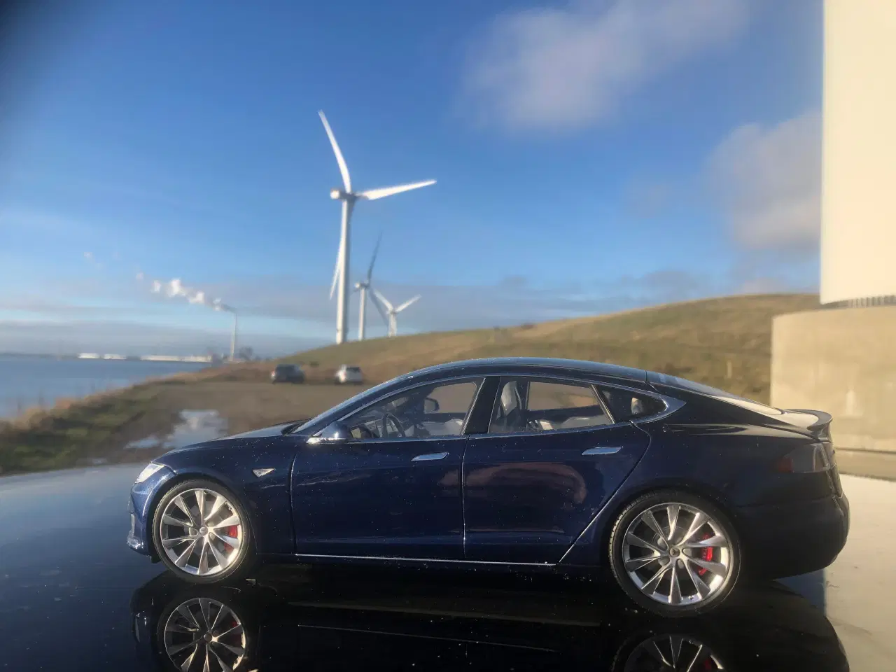Billede 1 - 1:18 Tesla P100D