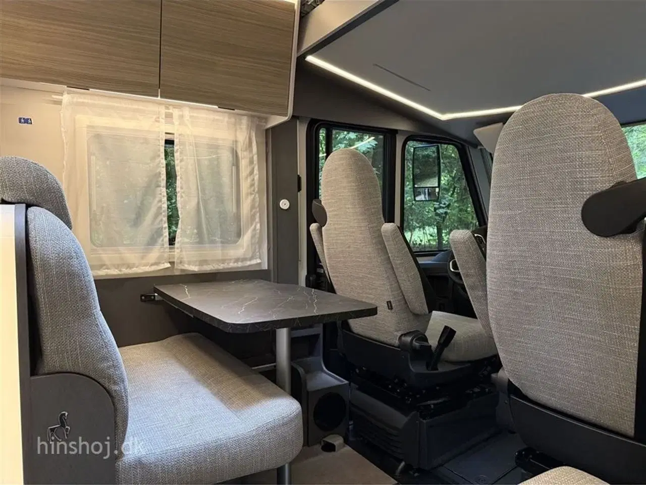 Billede 23 - 2026 - Etrusco I 6900 SB Aut.   Etrusco by Hymer er Italiensk Elegance og Komfort fra Hinshøj Caravan