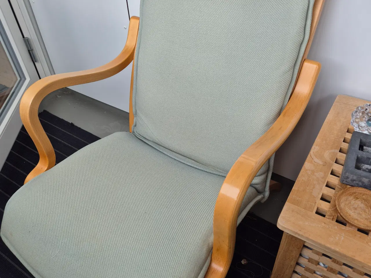 Billede 1 - Let lænestol i bøg med mintgrønt betræk