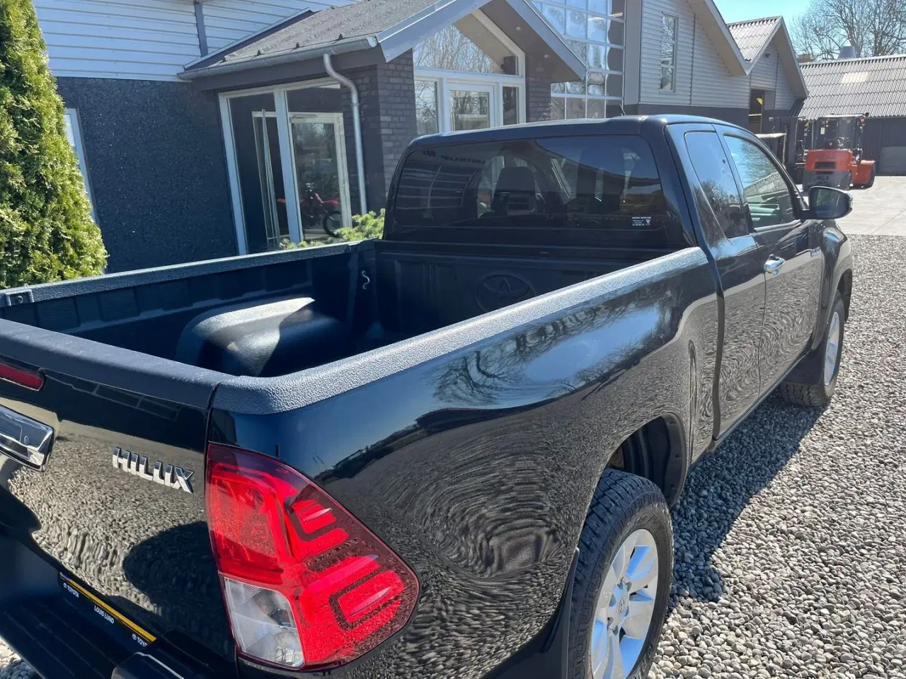 Billede 17 - Toyota Hilux 4WD Pick-up med træk til 3200 kg. Meget velholdt