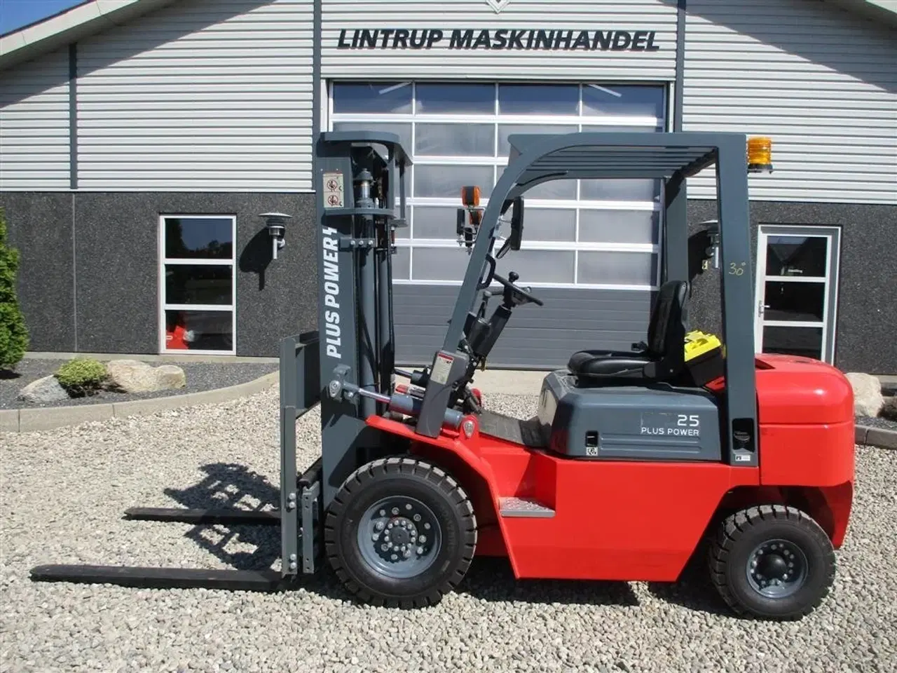 Billede 2 - PlusPower 25 2500kg truck, med hydraulisk sideskift