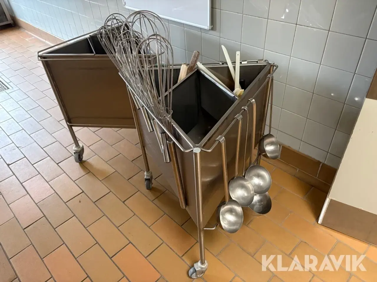 Billede 3 - Rullevogne inklusiv redskaber - 2 styks