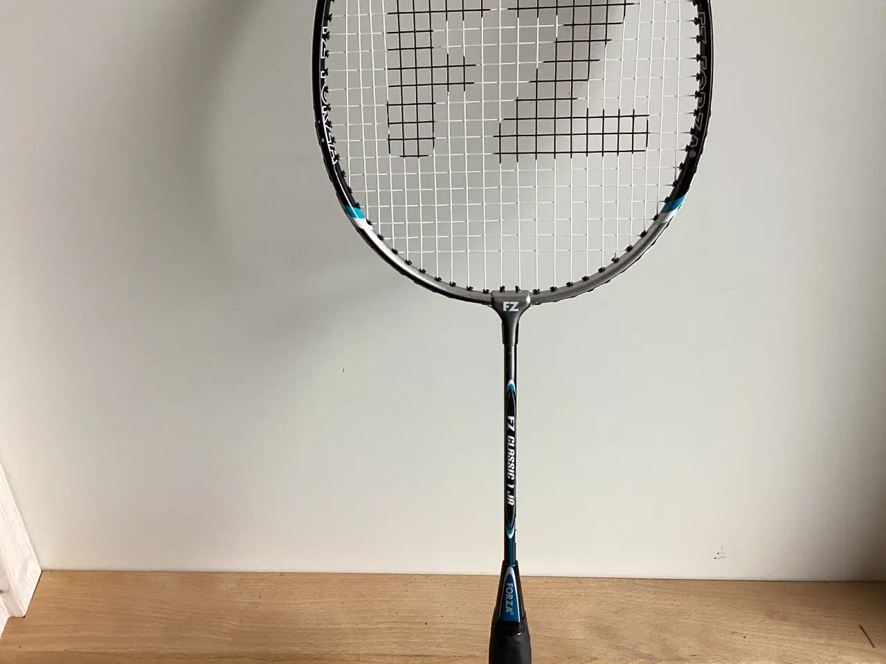 Billede 5 - 2 FORZA  junior badminton ketchere m. Cover