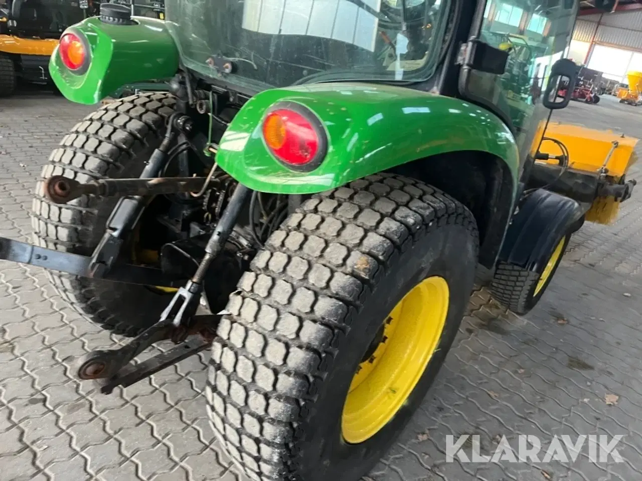 Billede 12 - Traktor John deere 3720 E Hydro