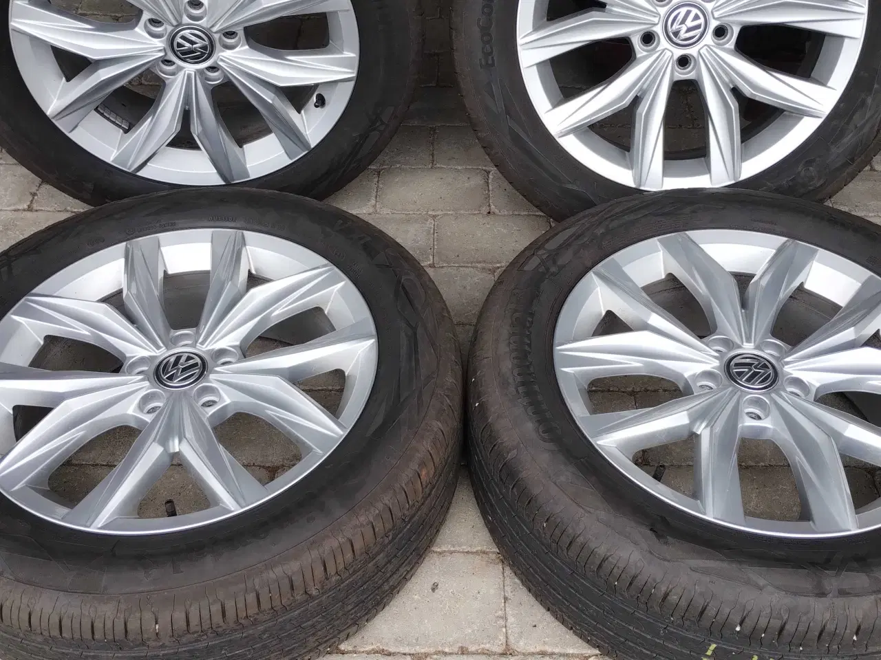 Billede 2 - VW Continental Contact 6  235/55  R18