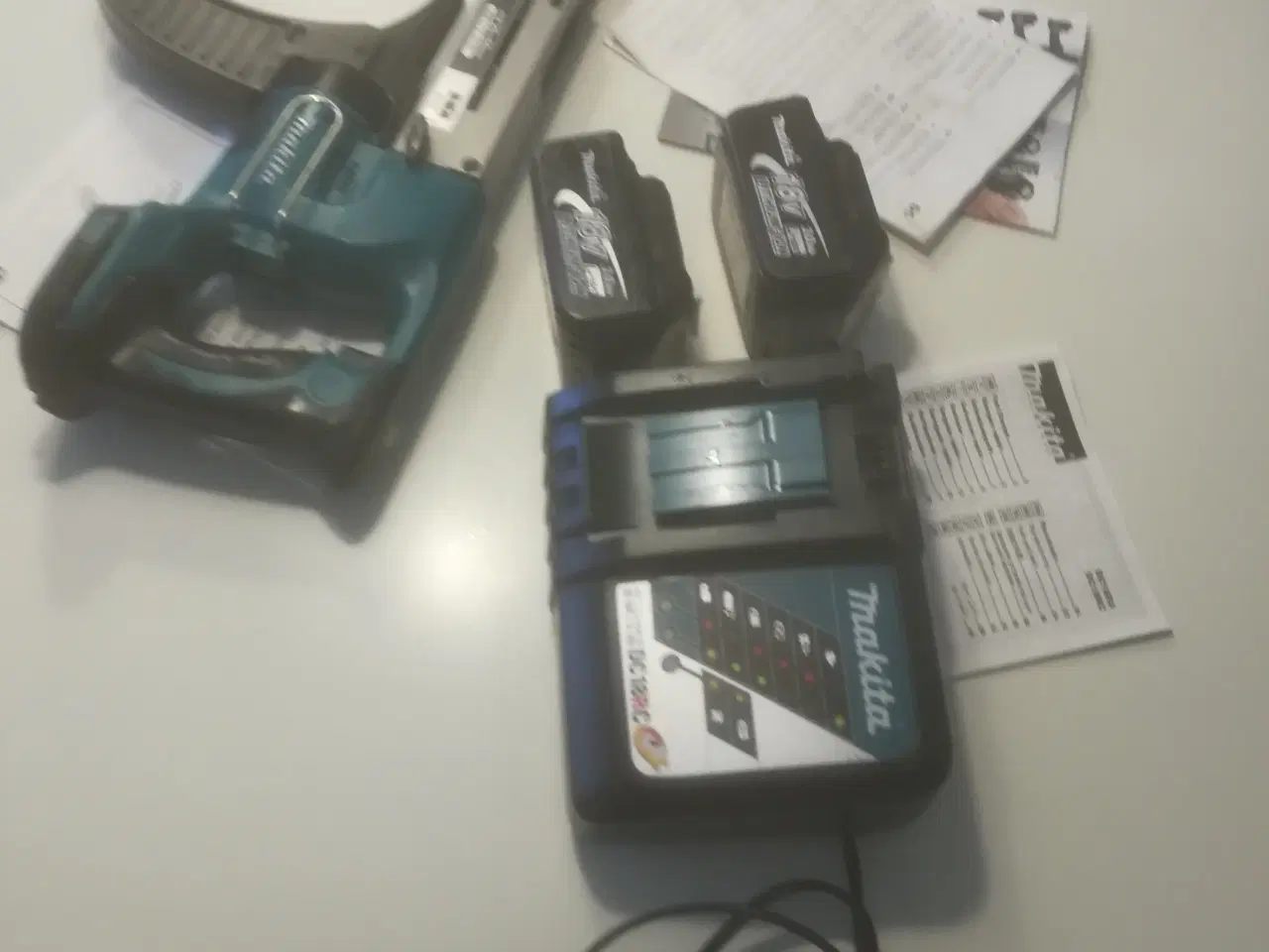 Billede 3 - Makita Skrueautomat 18V -DFR550+2 batteri +oplader