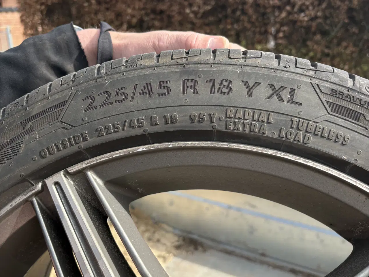 Billede 1 - Sommerdæk til Toyota verso