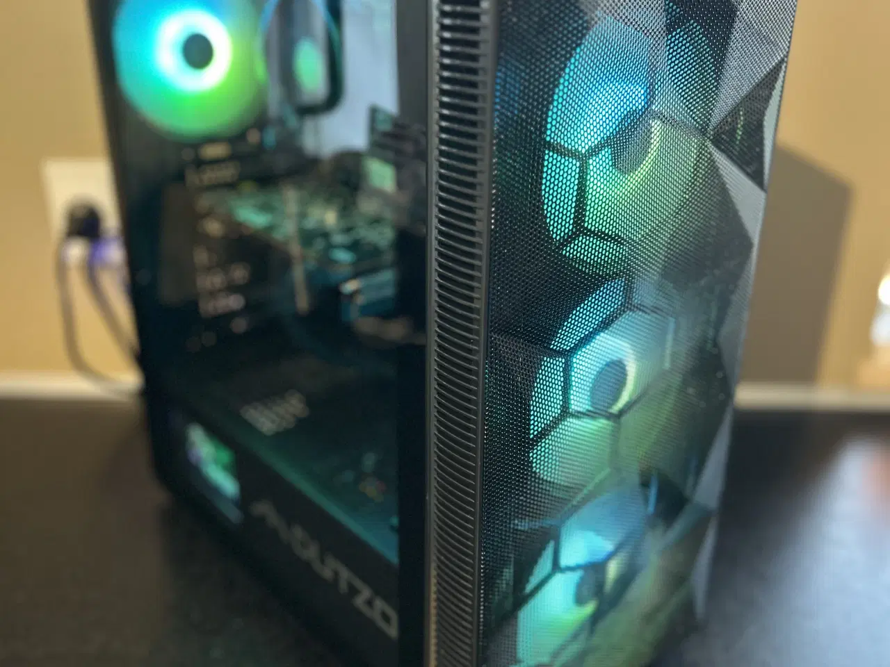 Billede 3 - 🎮 Nyrenoveret Gaming-PC – Ryzen 5 / RX 6600 🎮