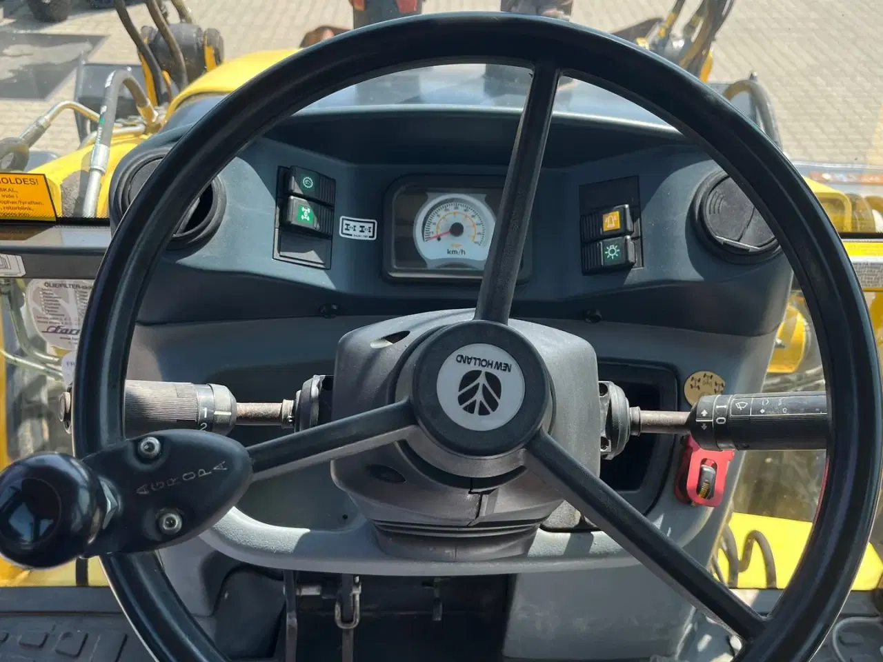 Billede 9 - New Holland B115 B Udskudsarm hurtigskifte mm.