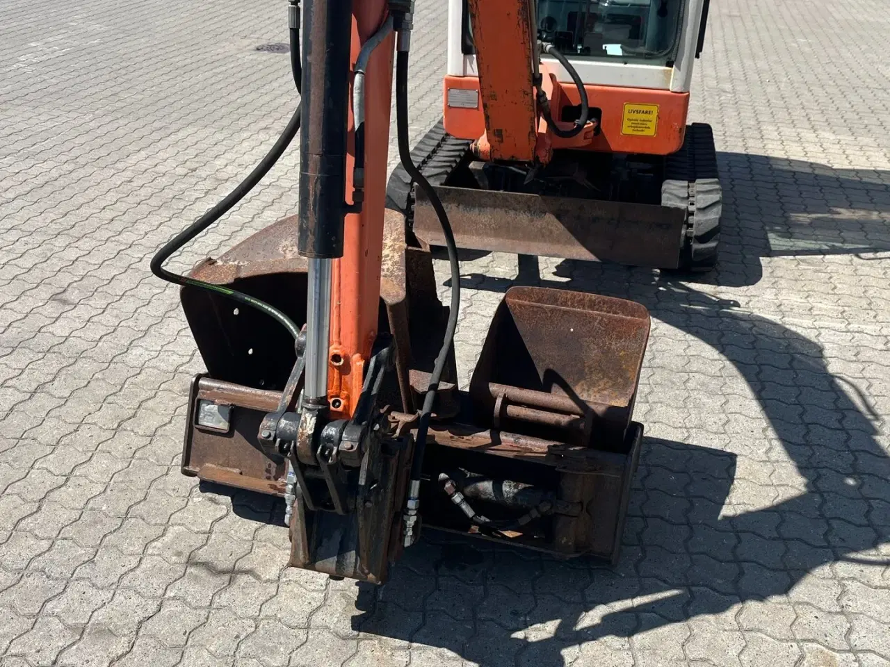 Billede 6 - Terex TC20 Mekanisk hurtigskifte og kipbar planer skovl +2graveskovle