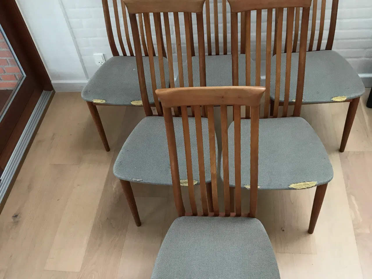 Billede 2 - Kirsebær spisebordstole