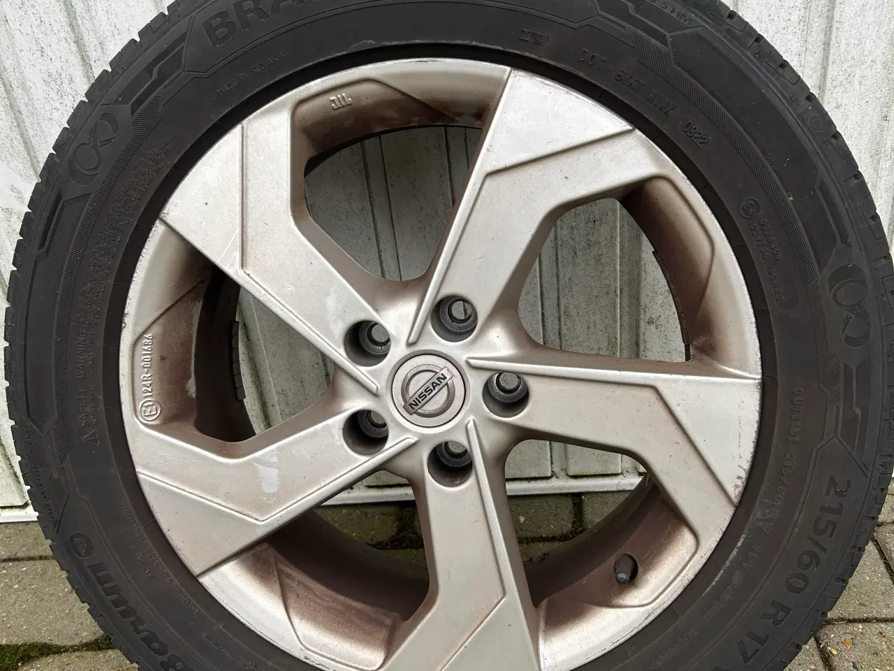 Billede 2 - 4 alufælge med sommerdæk til Nissan Qashqai.