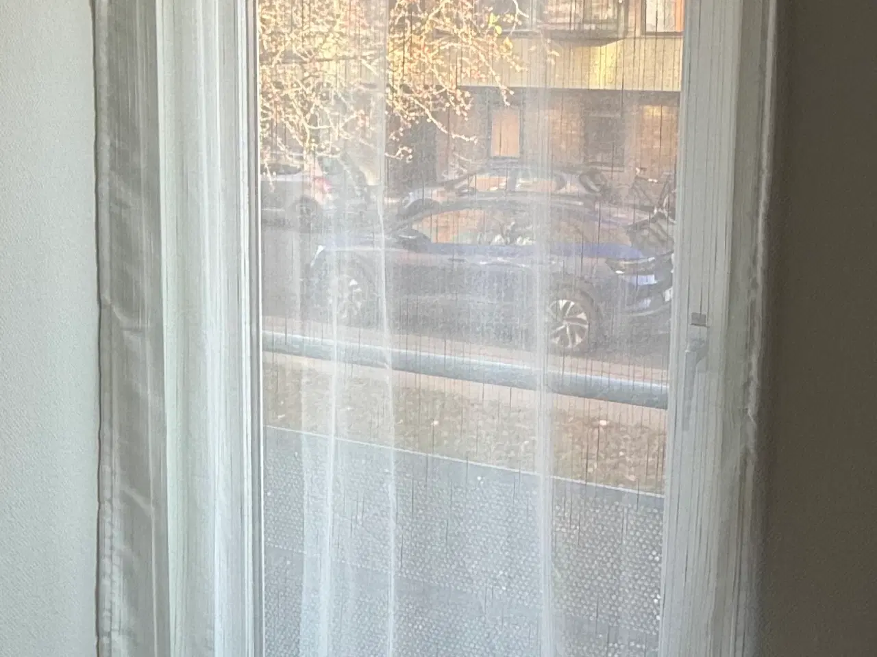 Billede 1 - Curtains for sale plus extensible hanging bars