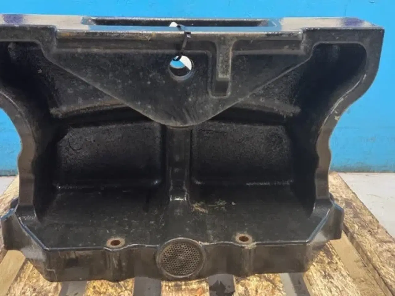 Billede 3 - Case Farmall 115C Frontvægt Holder 84313805