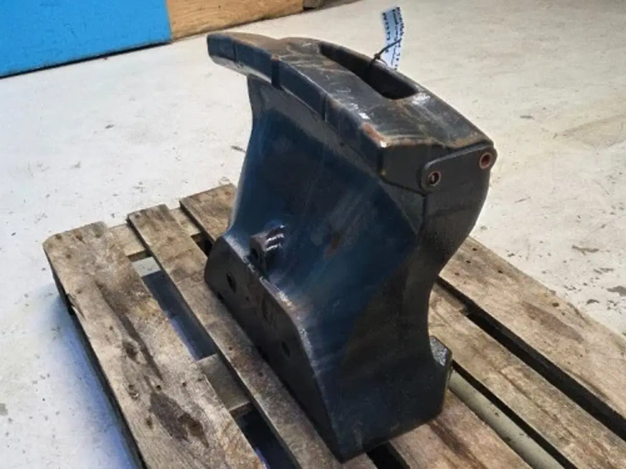 Billede 5 - New Holland T7 Frontvægt Holder 84232748