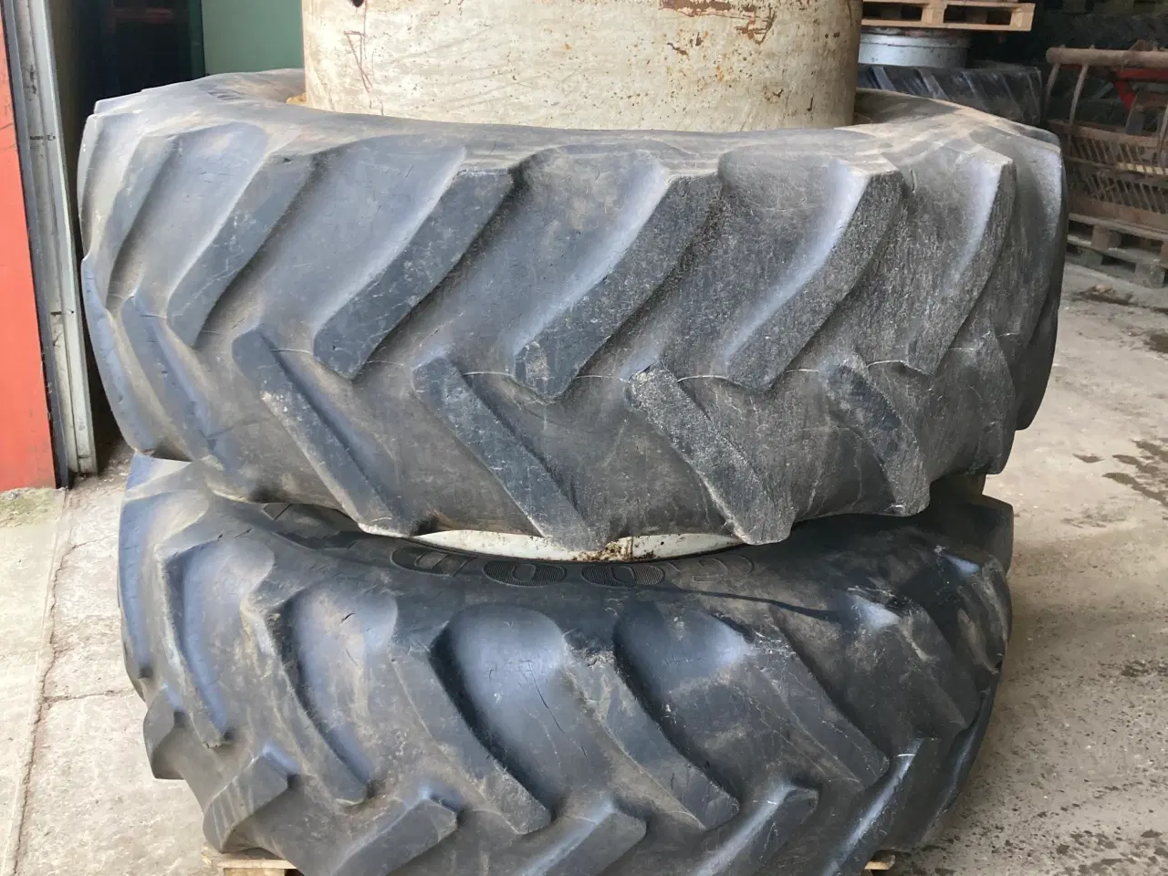 Billede 1 - Tvillinghjul 520/70x38