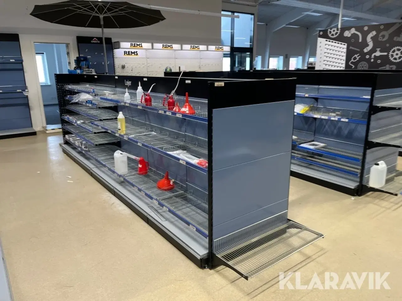 Billede 3 - Værksteds/butik inventar