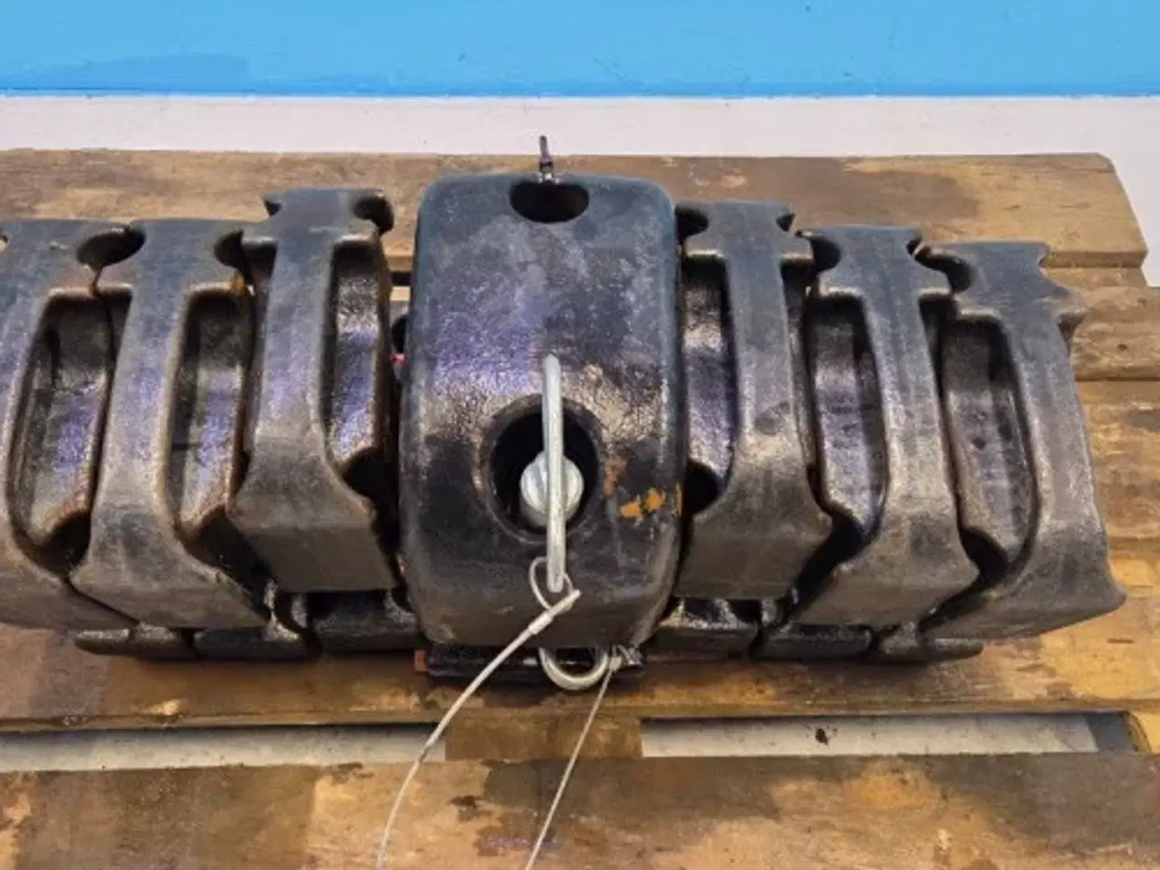 Billede 3 - Case Farmall 75A Frontvægt Sæt 48102389