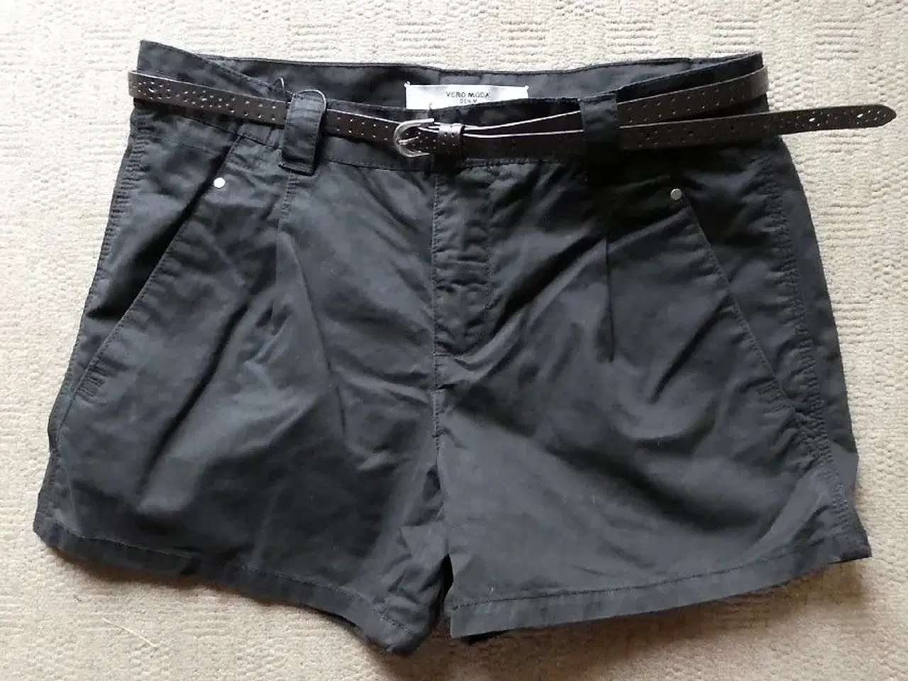 Billede 1 - Helt nye shorts