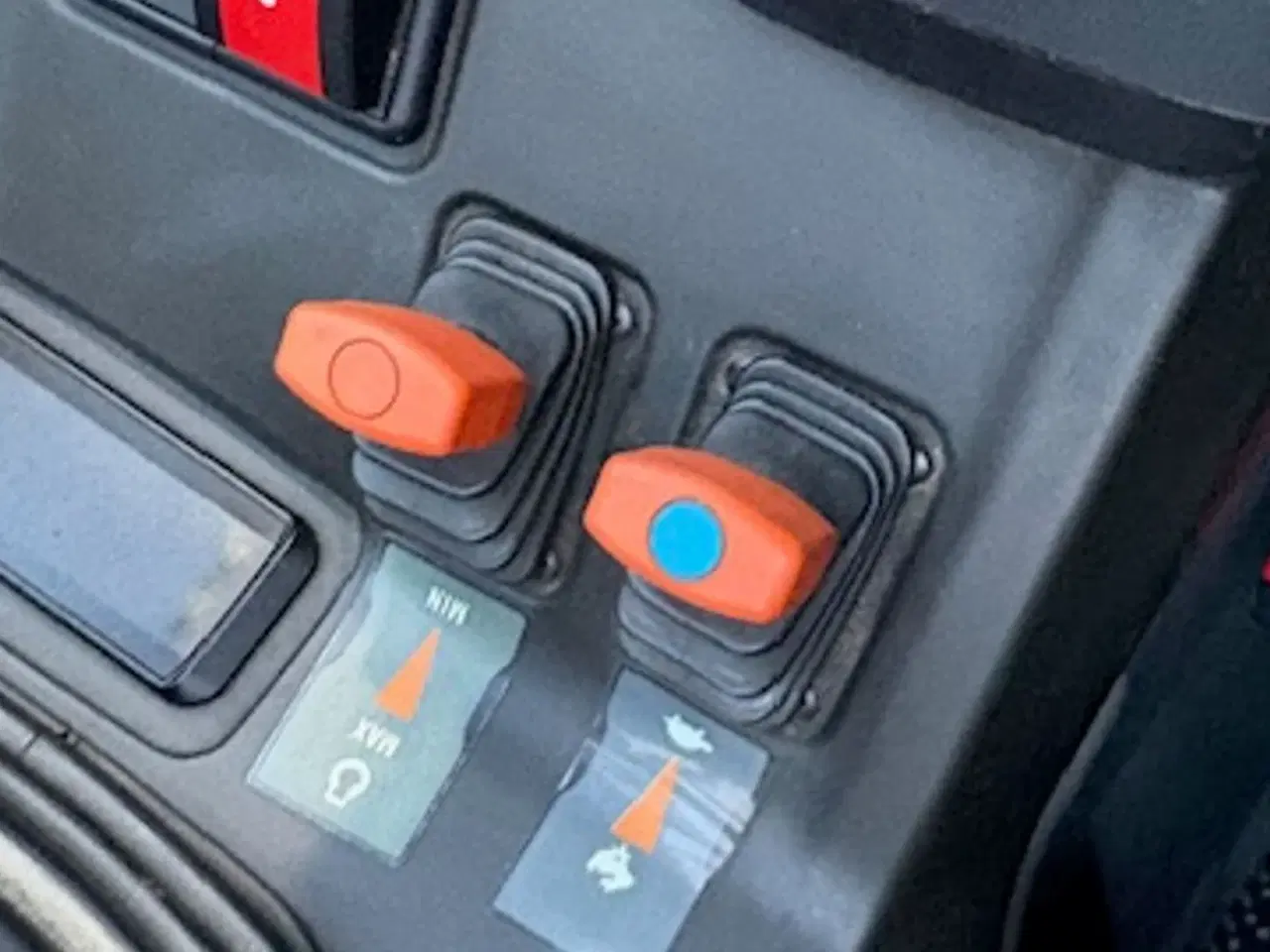 Billede 11 - Wacker Neuson WL28 LUKKET HUS, SKOVL OG GAFLER , HYDRAULISK SKIFT