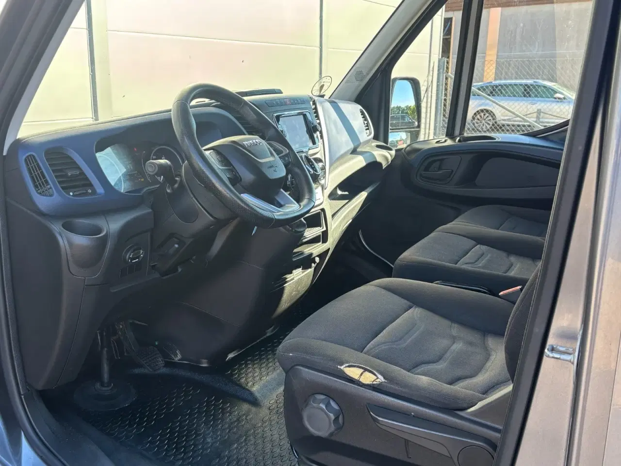 Billede 12 - Iveco Daily 3,0 35S21 12m³ Van AG8