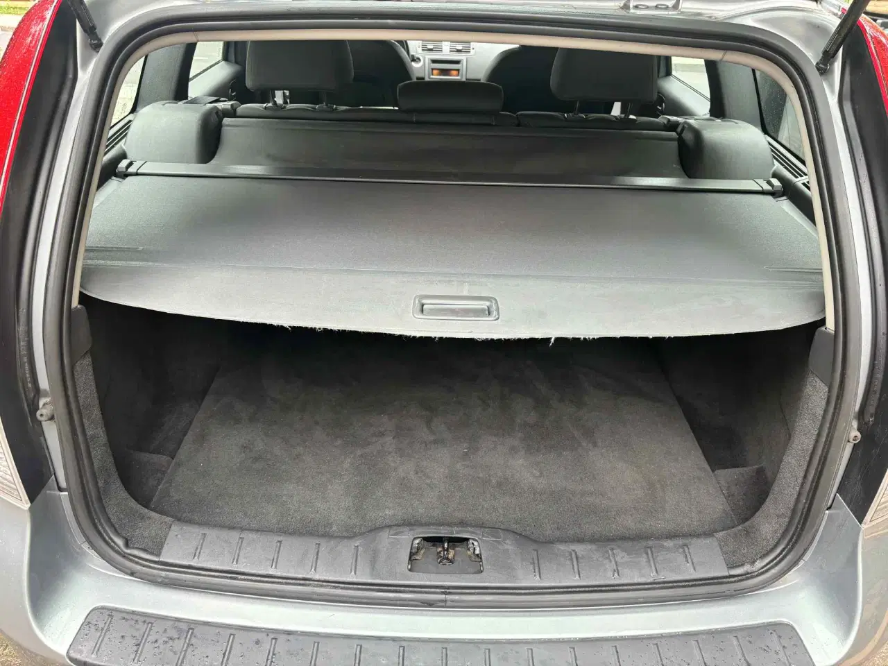 Billede 9 - Velholdt Volvo V50 sælges