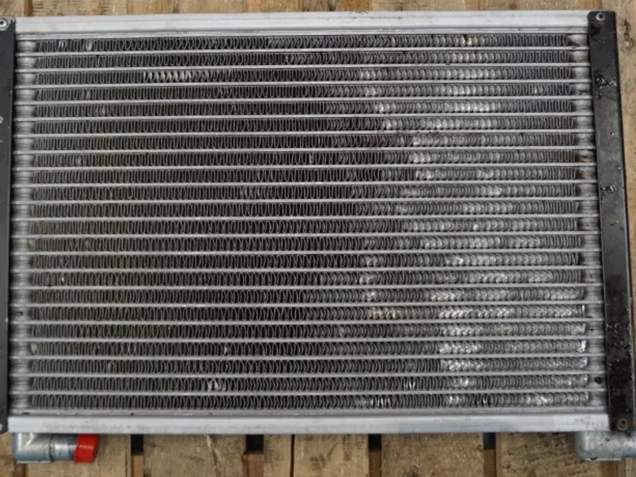 Billede 9 - Case 621D Olie Køler 401430A1