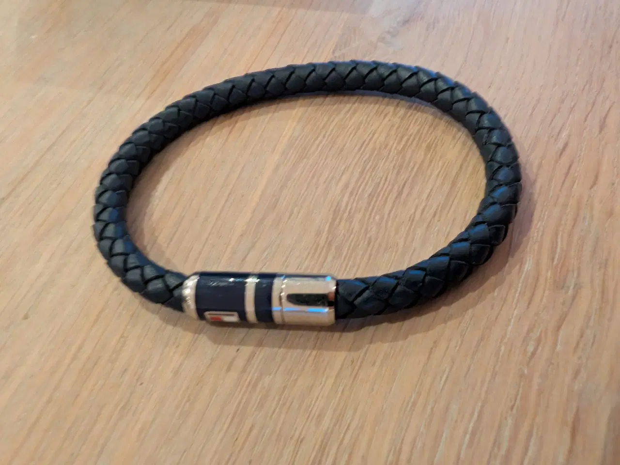 Billede 3 - Hilfiger armbånd