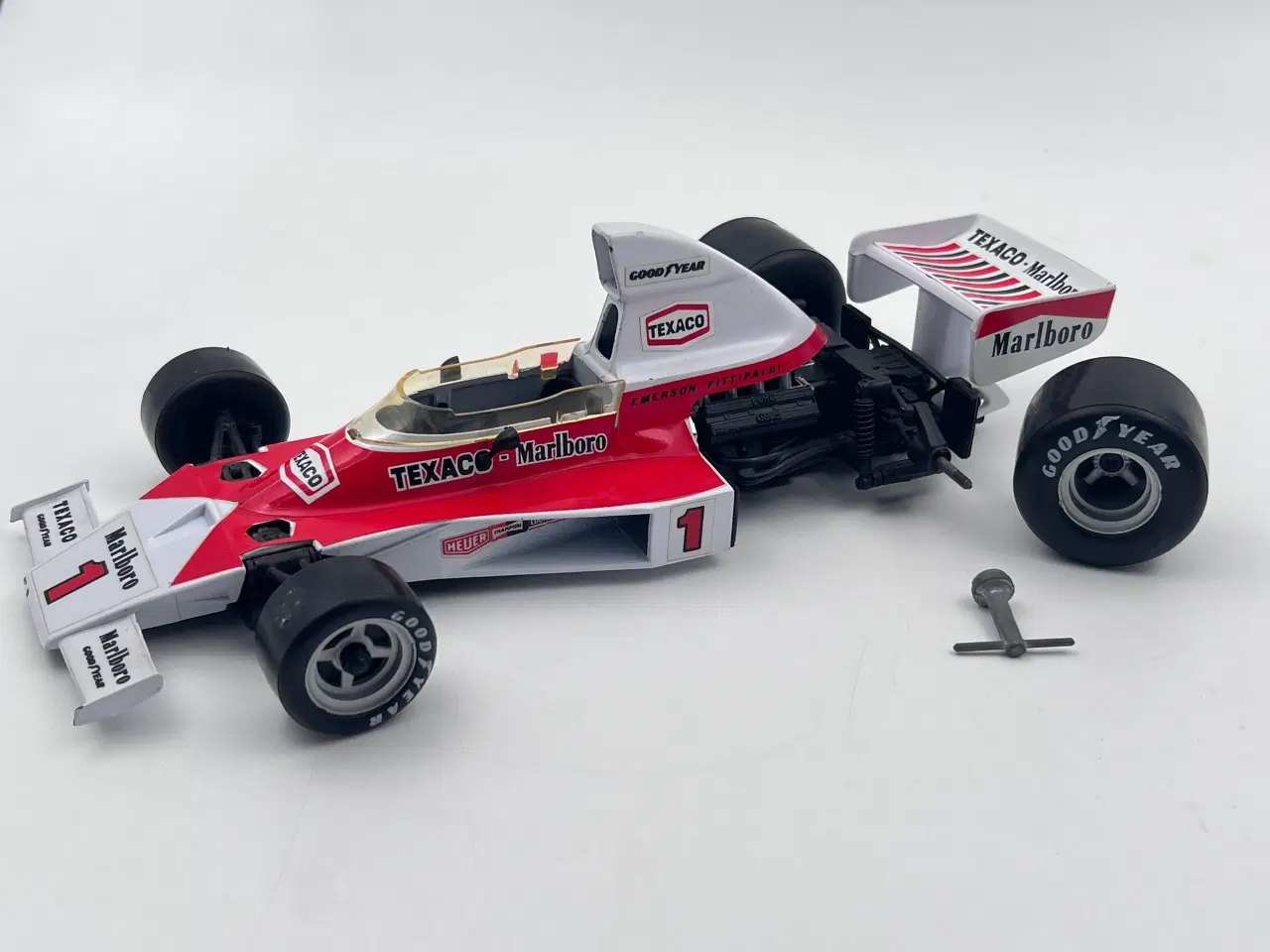 Billede 6 - 1975 McLaren-Ford M23 Cosworth DFV 3.0 V8 - 1:18