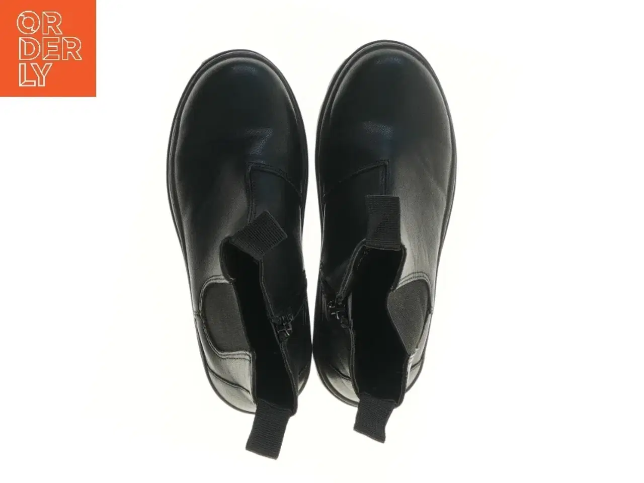 Billede 2 - Sort børnestøvle størrelse 30 fra H&M (str. 30 )