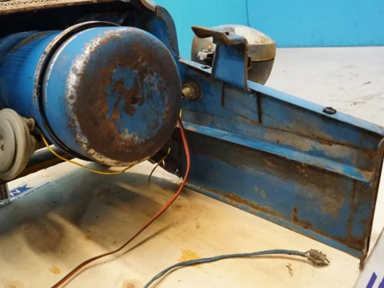 Billede 8 - Ford 4000 Fronthjelm C5NN8N202AH 