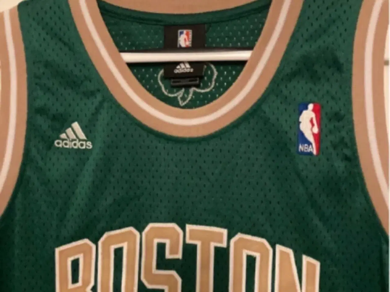 Billede 3 - Baskettrøje Boston Celtics